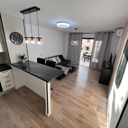 Апартаменты With Terrace And Pools In Адехе