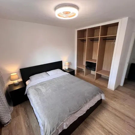 Apartman With Terrace And Pools In *